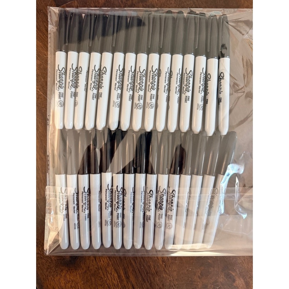 Sharpie Permanent Markers 30 Count Black Fine Point Bulk Pack NWT